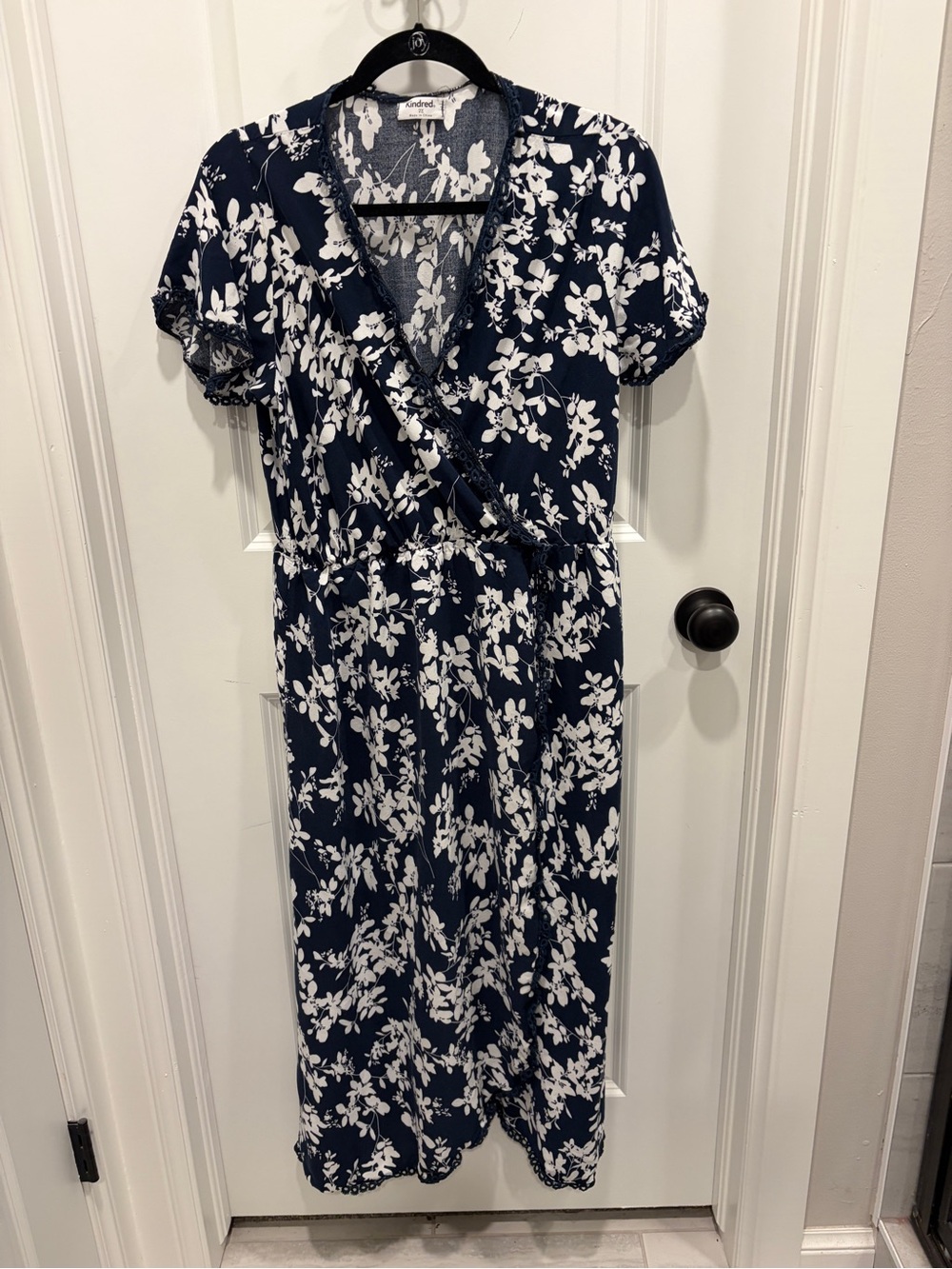 Kindred Navy Floral Wrap Midi Dress 2x